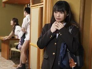 Con chim nhỏ mới lớn cướp chồng yêu của mẹ